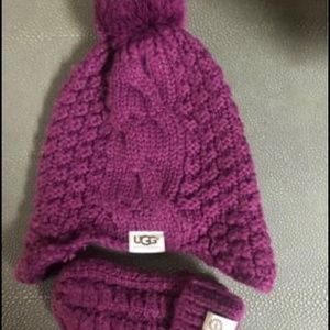 UGG hat and mittens set